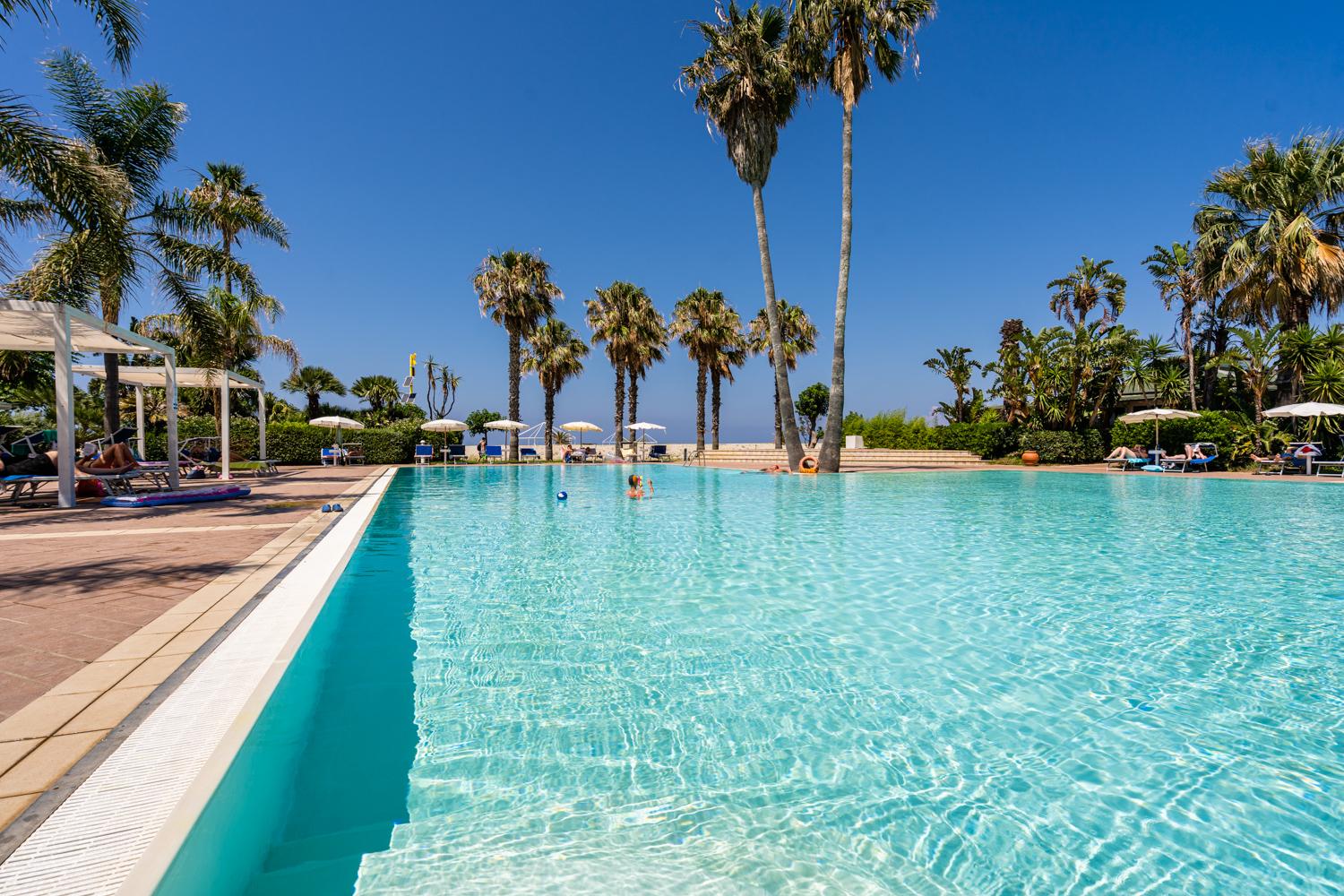 Le Dune Beach Club Messina Exterior photo