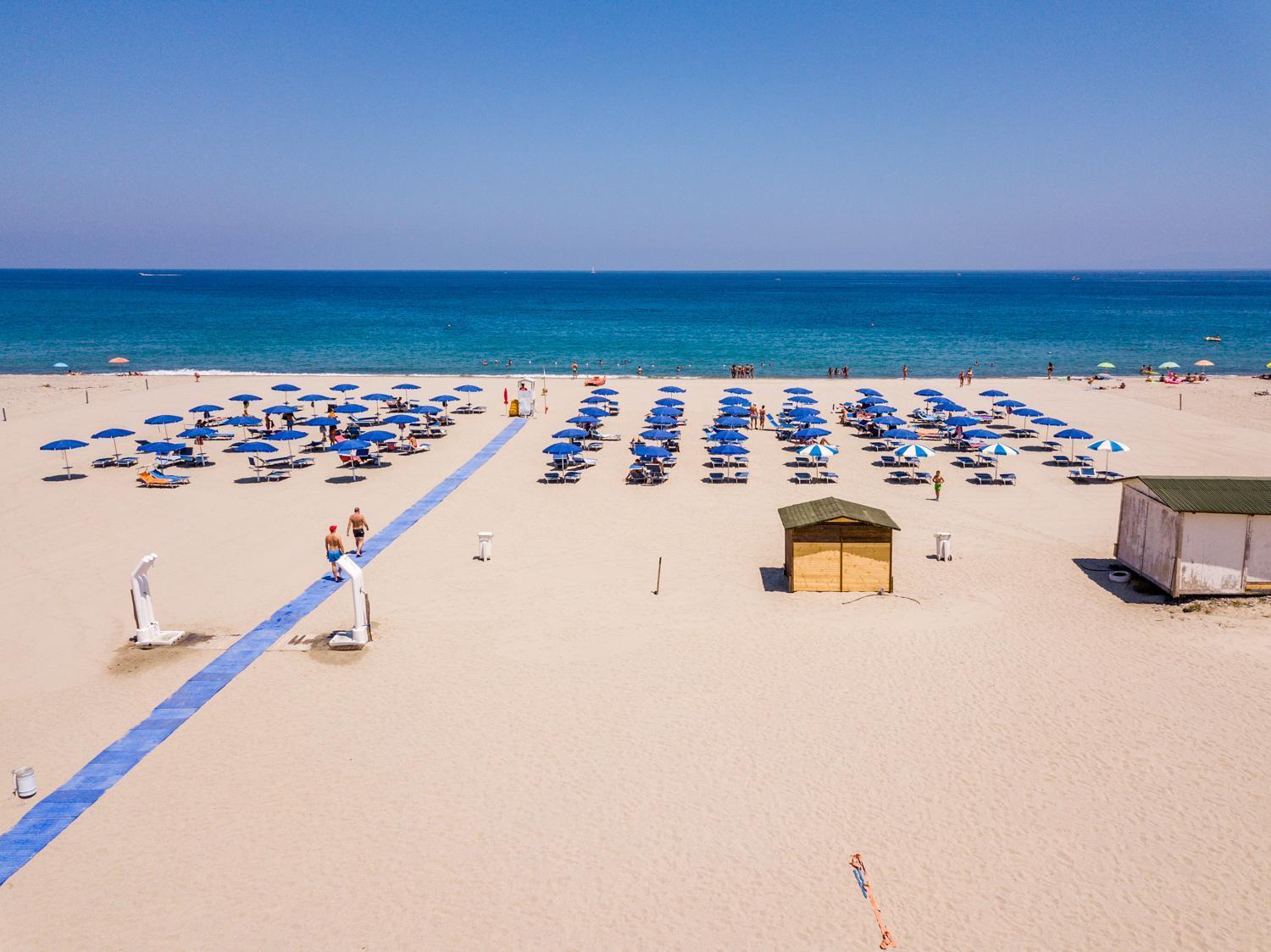 Le Dune Beach Club Messina Exterior photo