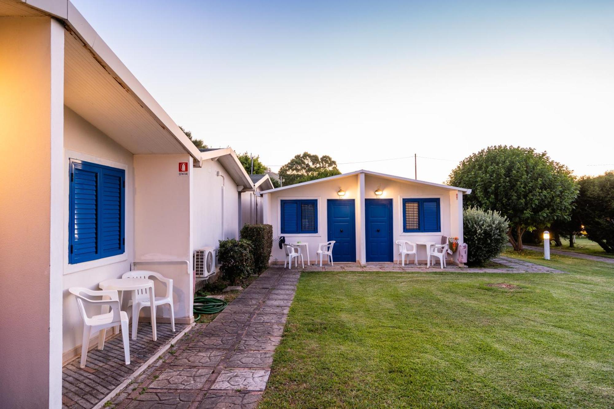 Le Dune Beach Club Messina Exterior photo