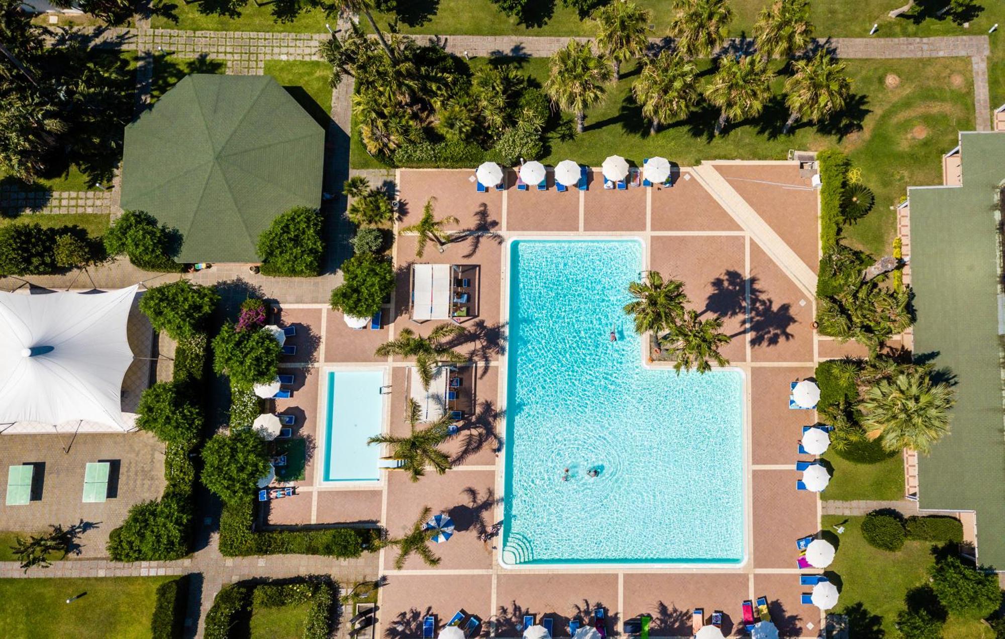 Le Dune Beach Club Messina Exterior photo
